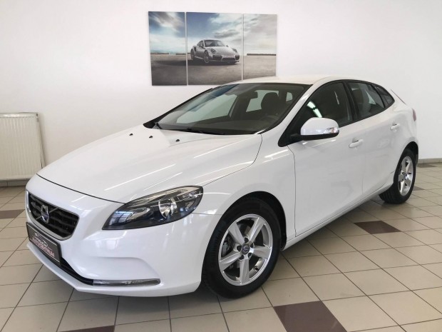 Volvo V40 1.6 D [D2] Kinetic Friss Szervz!Kit...